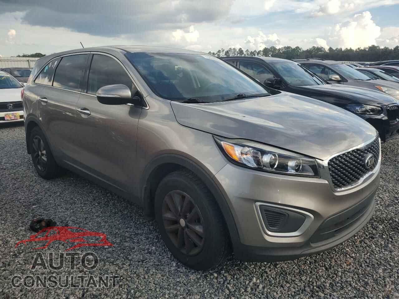 KIA SORENTO 2018 - 5XYPG4A34JG413982