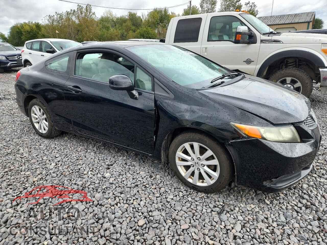 HONDA CIVIC 2012 - 2HGFG3B83CH550983