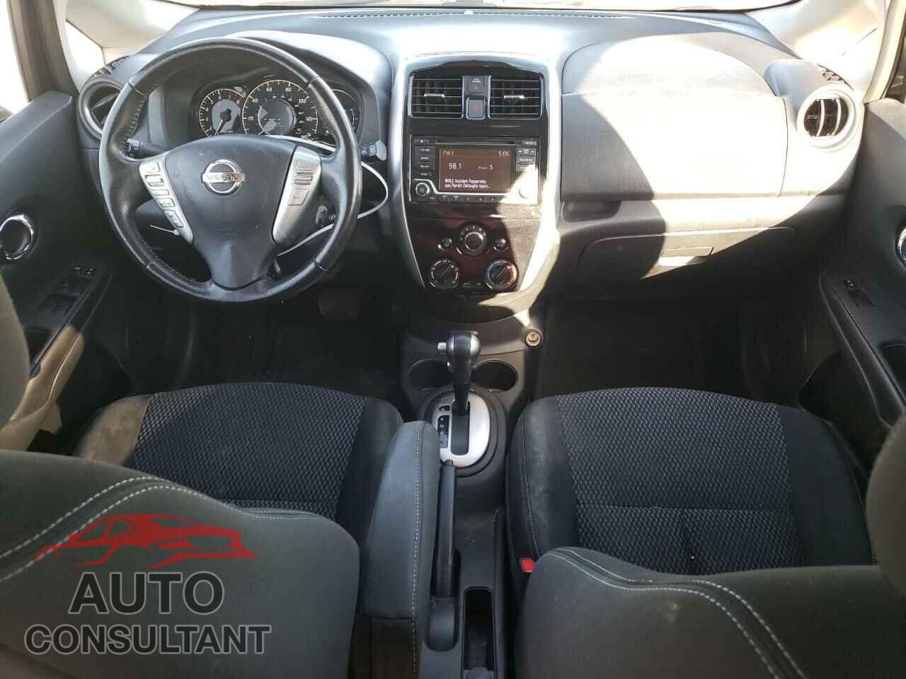 NISSAN VERSA 2017 - 3N1CE2CP8HL373940
