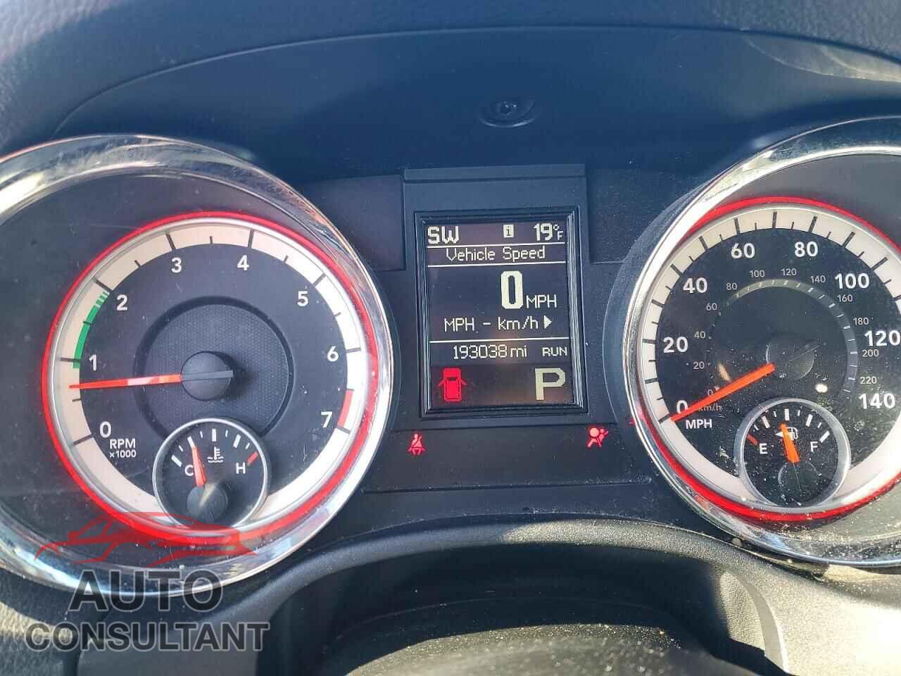 DODGE DURANGO 2013 - 1C4RDJAG4DC682818