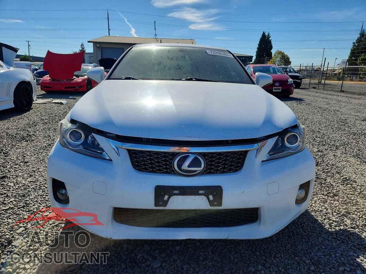 LEXUS CT 200 2013 - JTHKD5BH4D2158556