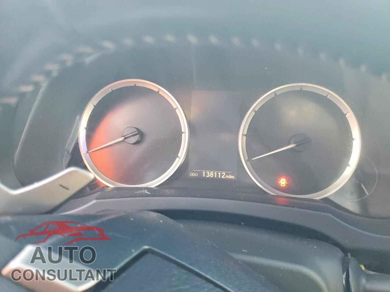 LEXUS IS 2014 - JTHCF1D23E5010415