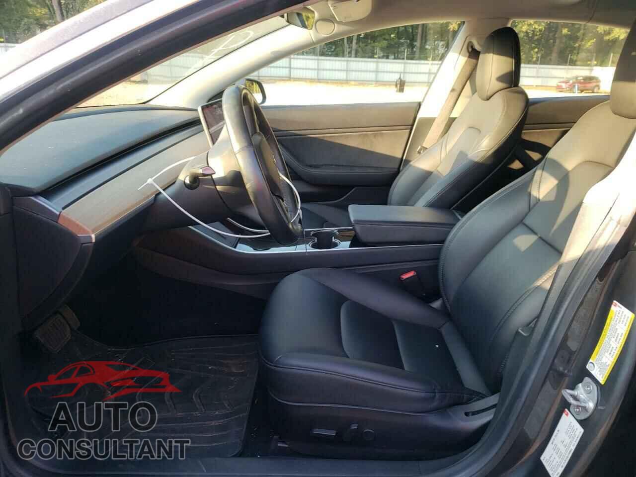 TESLA MODEL 3 2018 - 5YJ3E1EA5JF039644