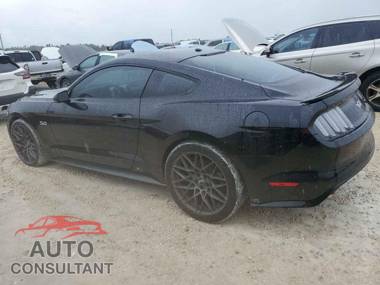 FORD MUSTANG 2017 - 1FA6P8CF9H5258428