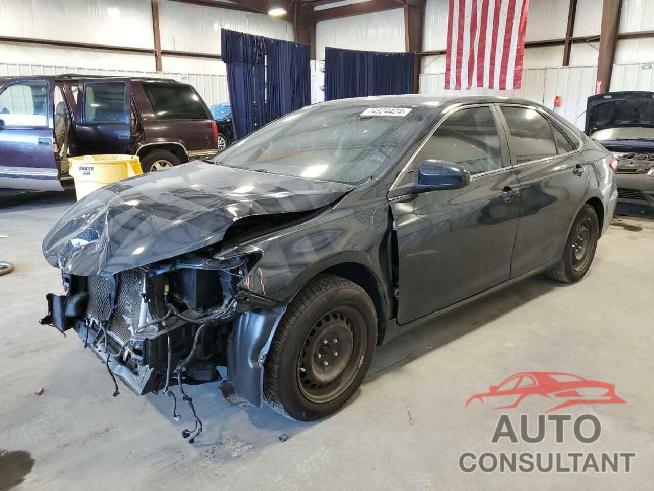 TOYOTA CAMRY 2016 - 4T4BF1FK7GR552735