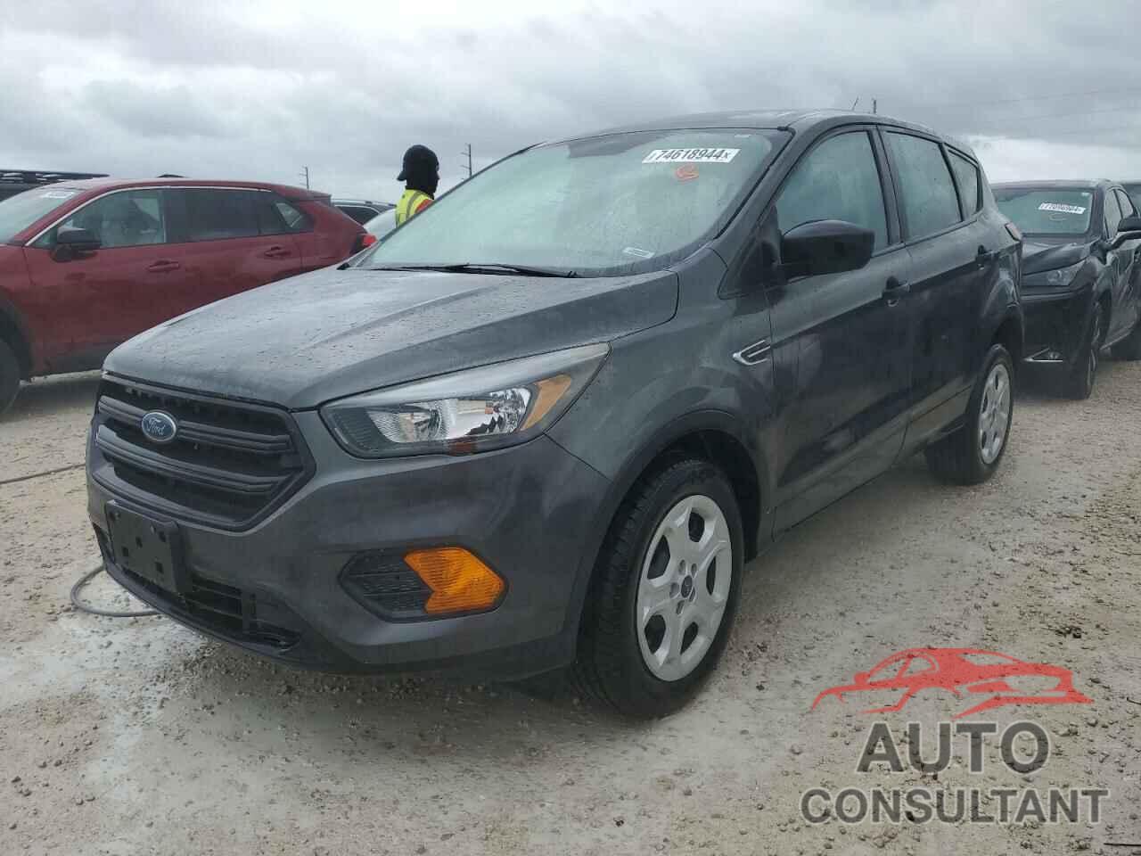 FORD ESCAPE 2019 - 1FMCU0F71KUA62567