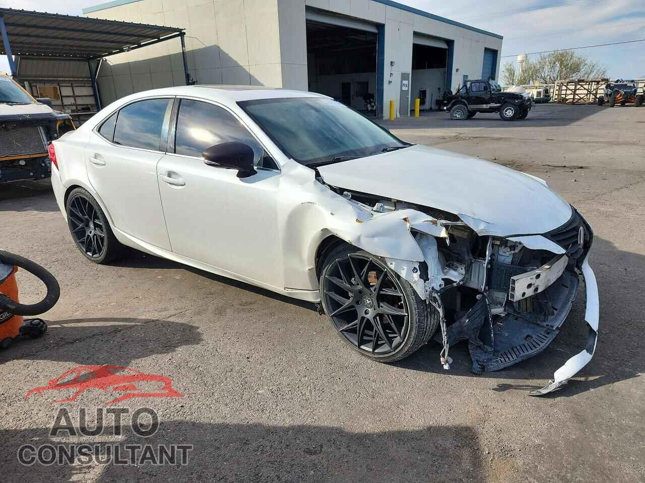 LEXUS IS 2014 - JTHBF1D2XE5028650