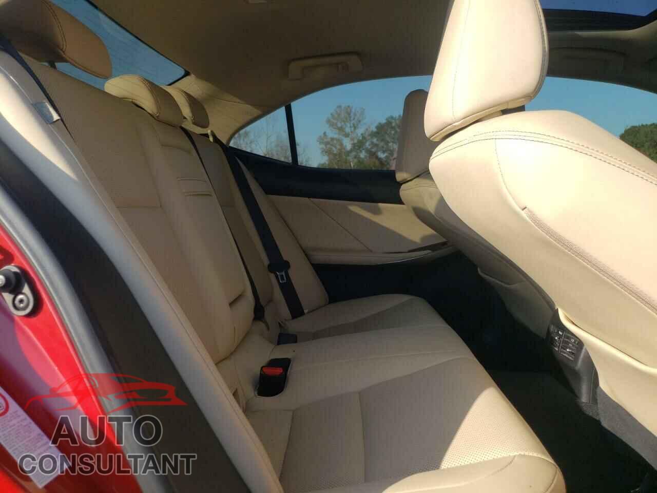 LEXUS IS 2016 - JTHBA1D23G5022982