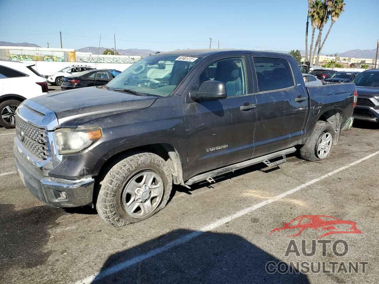 TOYOTA TUNDRA 2018 - 5TFEM5F1XJX126091