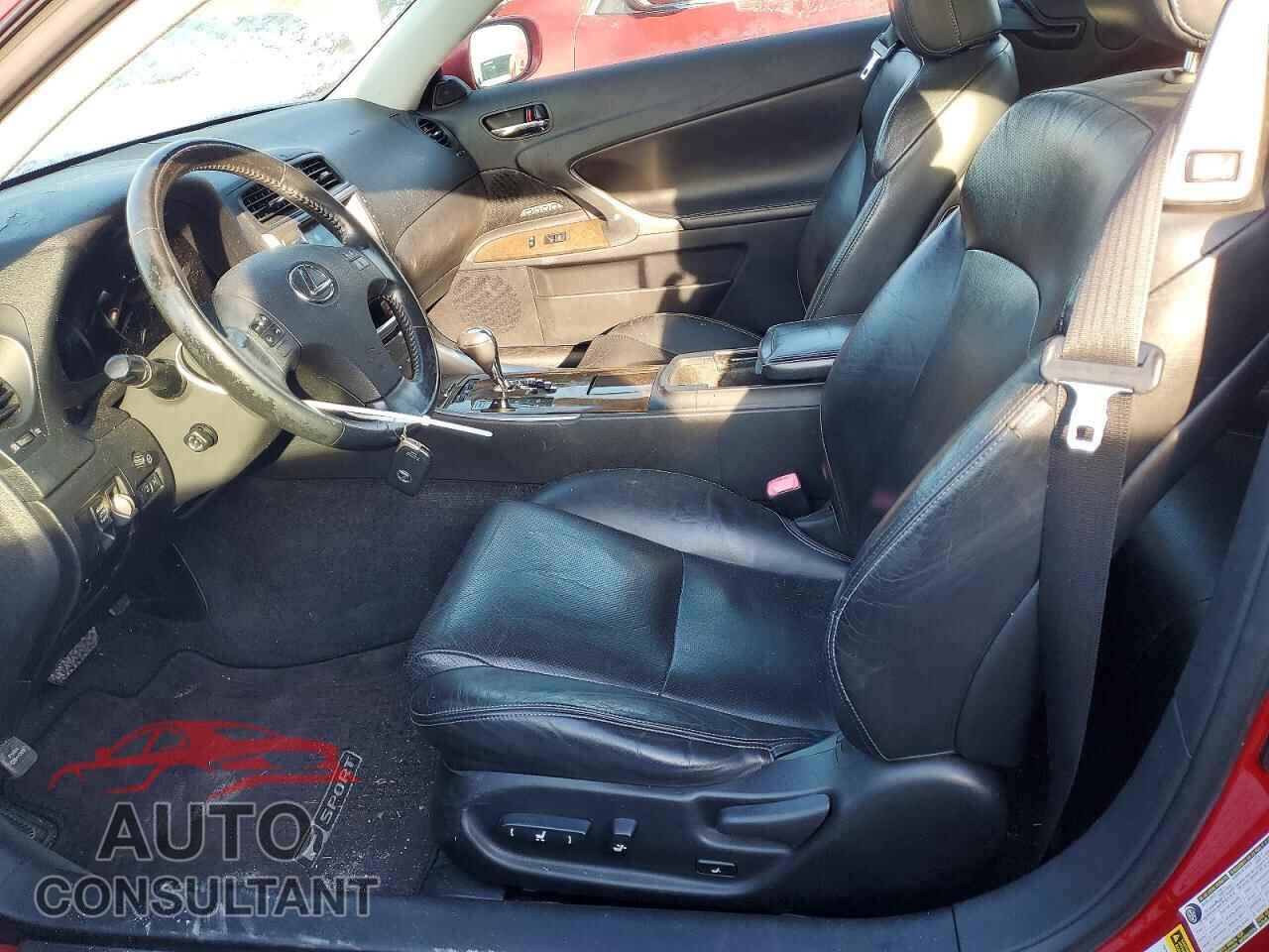 LEXUS IS 2010 - JTHFE2C23A2503823