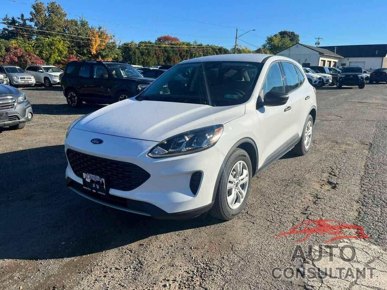 FORD ESCAPE 2022 - 1FMCU0F65NUB00202