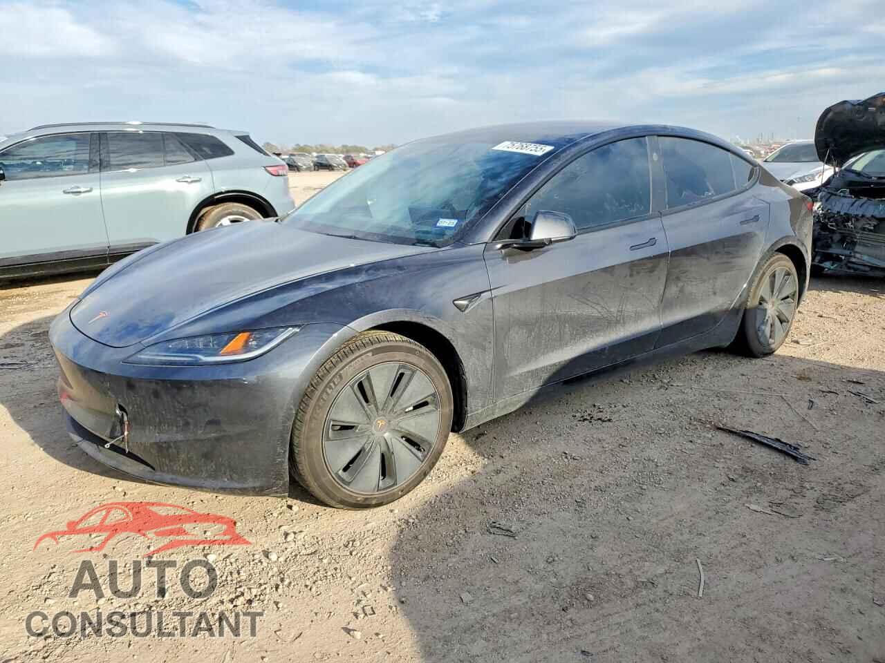 TESLA MODEL 3 2024 - 5YJ3E1EA4RF765779