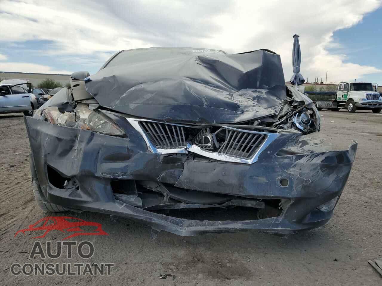 LEXUS IS 2010 - JTHBF5C28A5118799