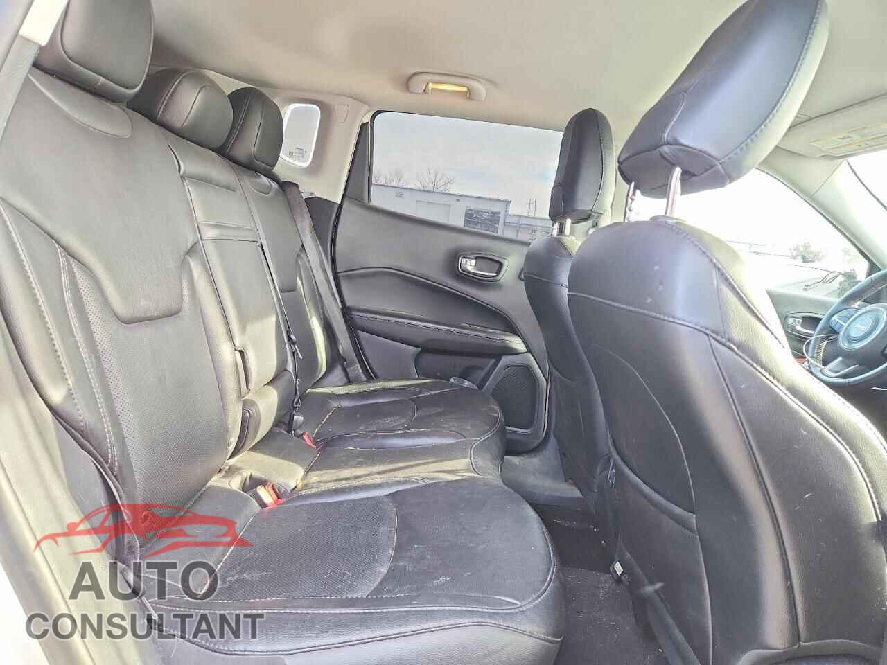 JEEP COMPASS 2019 - 3C4NJDCB9KT669901