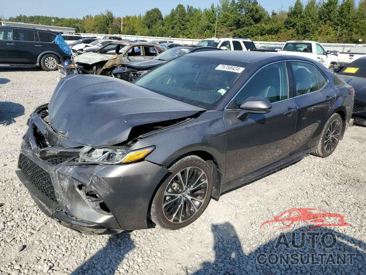 TOYOTA CAMRY 2018 - 4T1B11HK8JU674274