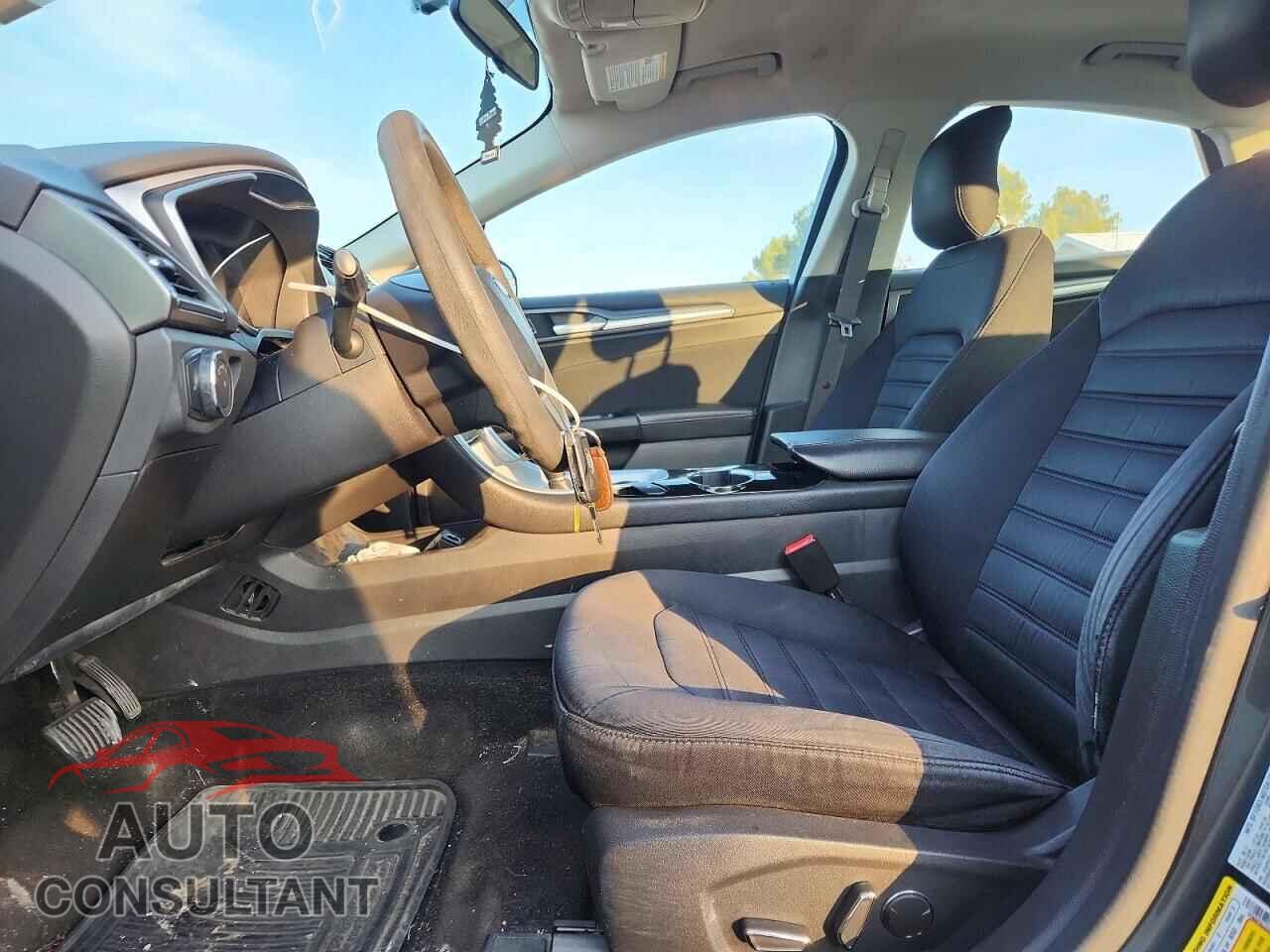 FORD FUSION 2015 - 3FA6P0LU3FR131815