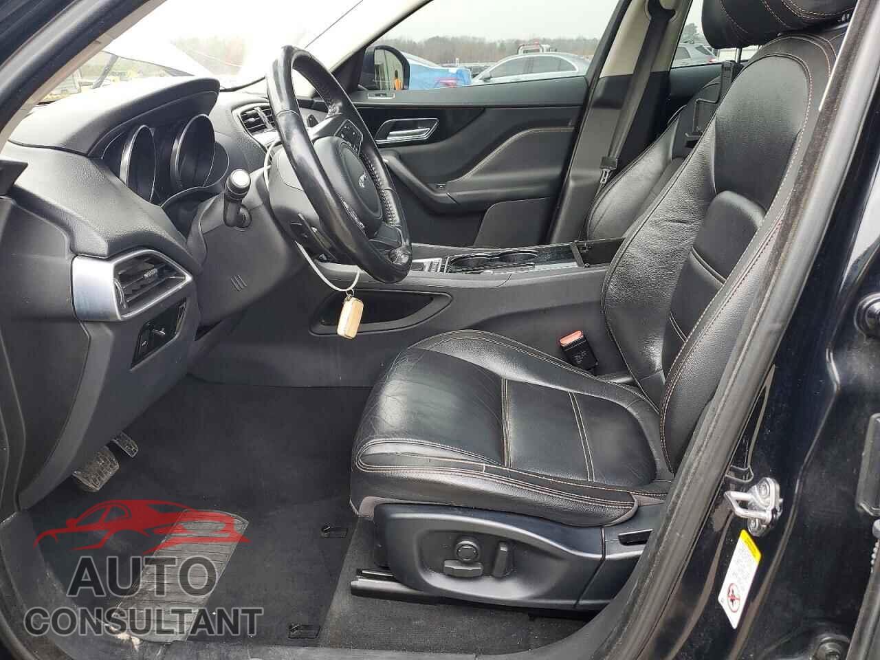 JAGUAR F-PACE 2017 - SADCK2BV5HA886872