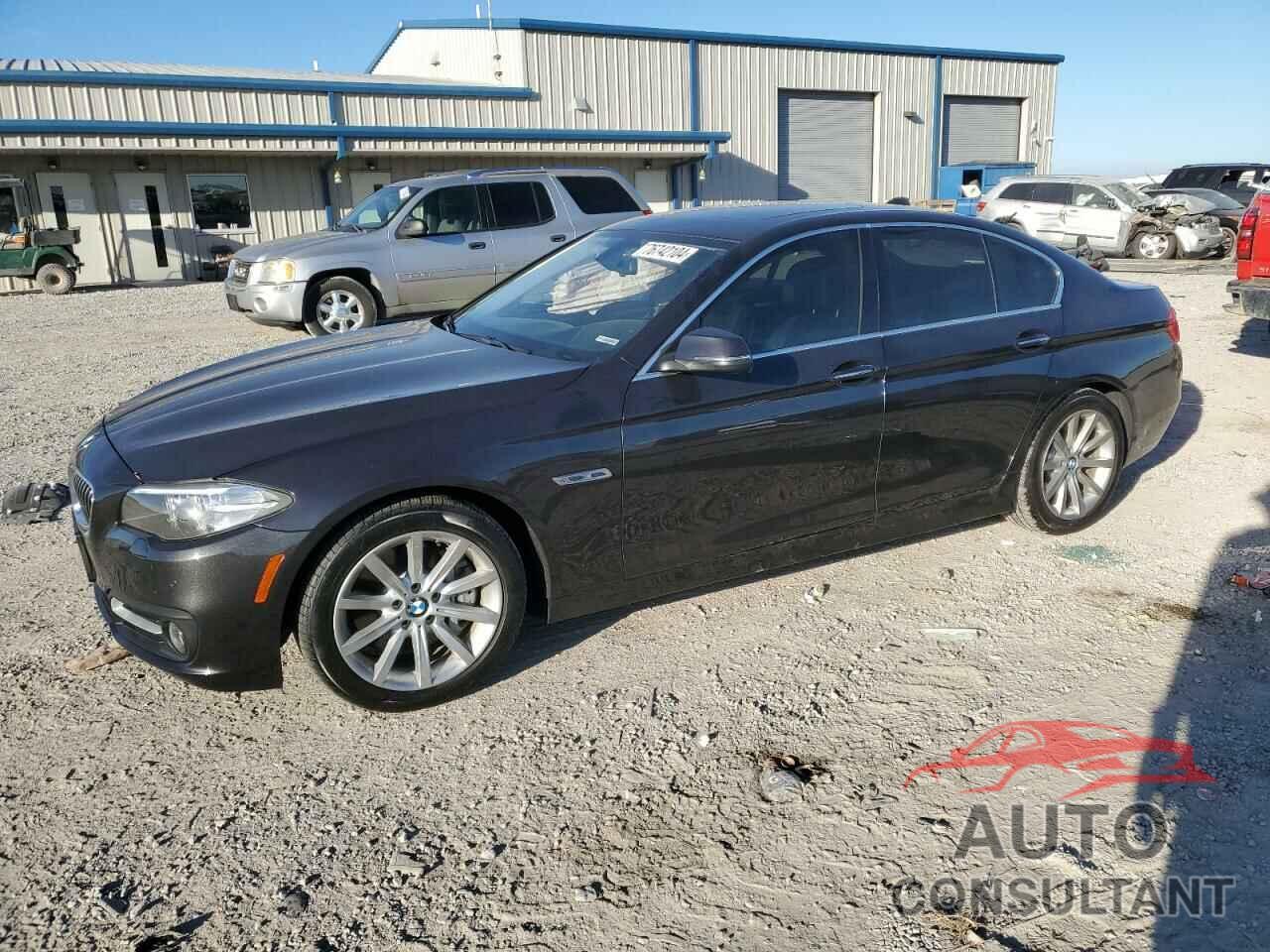 BMW 5 SERIES 2015 - WBA5B3C56FD542419
