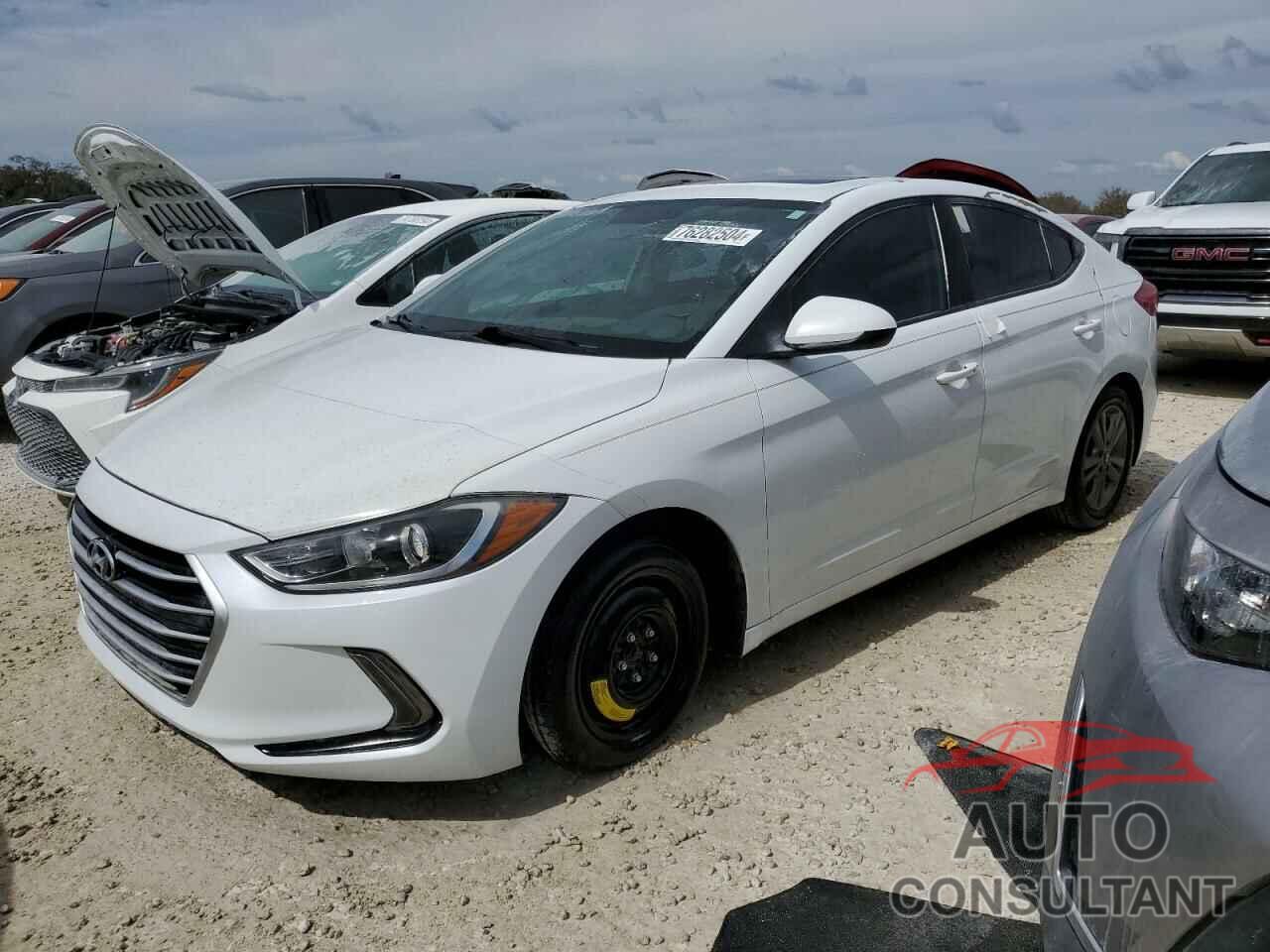 HYUNDAI ELANTRA 2018 - 5NPD84LF2JH368296