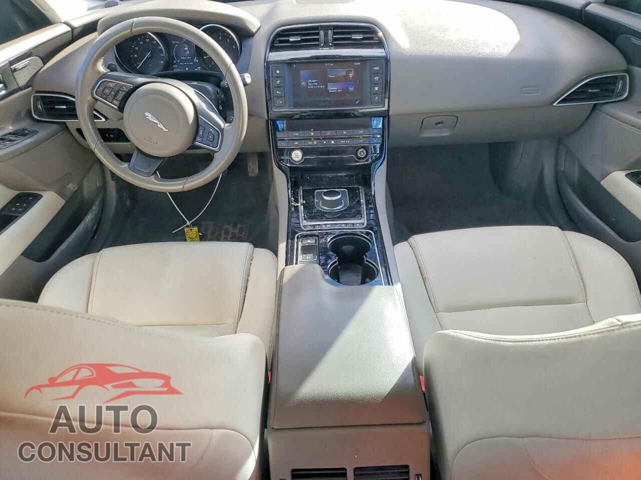 JAGUAR XE 2017 - SAJAD4BG0HA961361