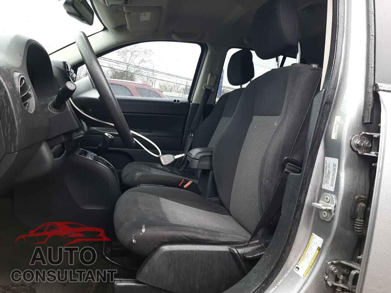 JEEP COMPASS 2016 - 1C4NJDBB2GD757459