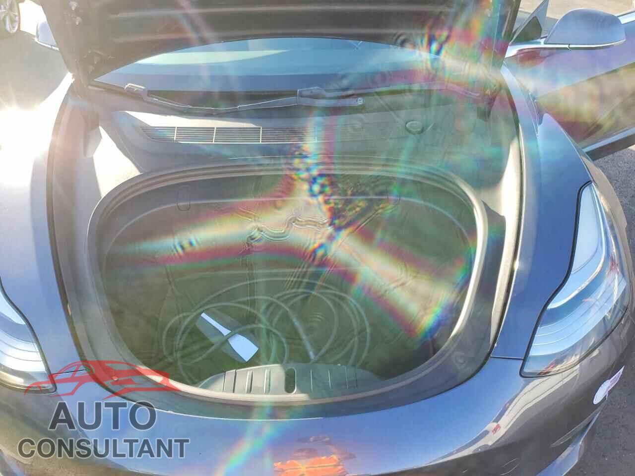 TESLA MODEL 3 2018 - 5YJ3E1EB5JF129076