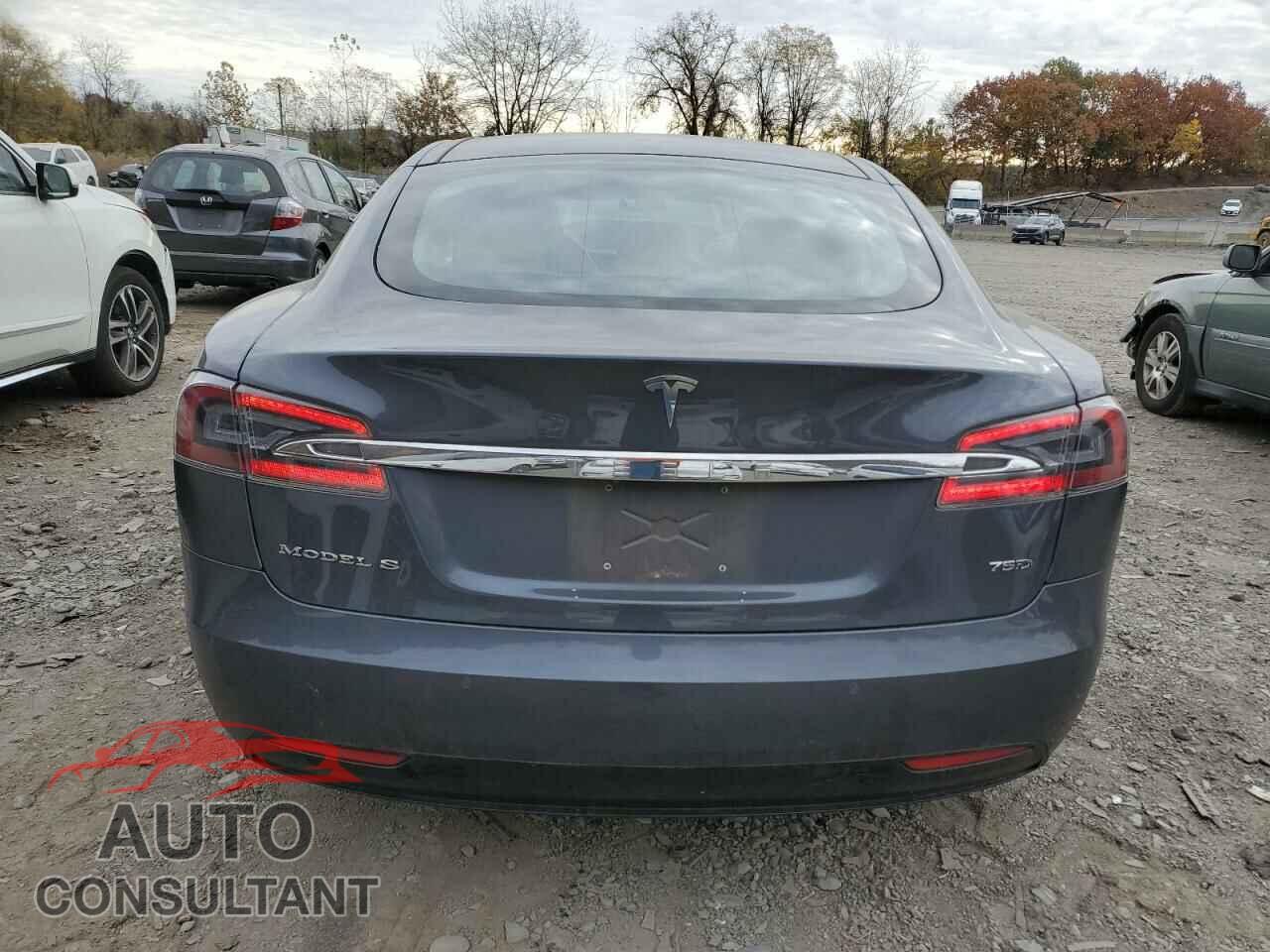 TESLA MODEL S 2018 - 5YJSA1E22JF267634