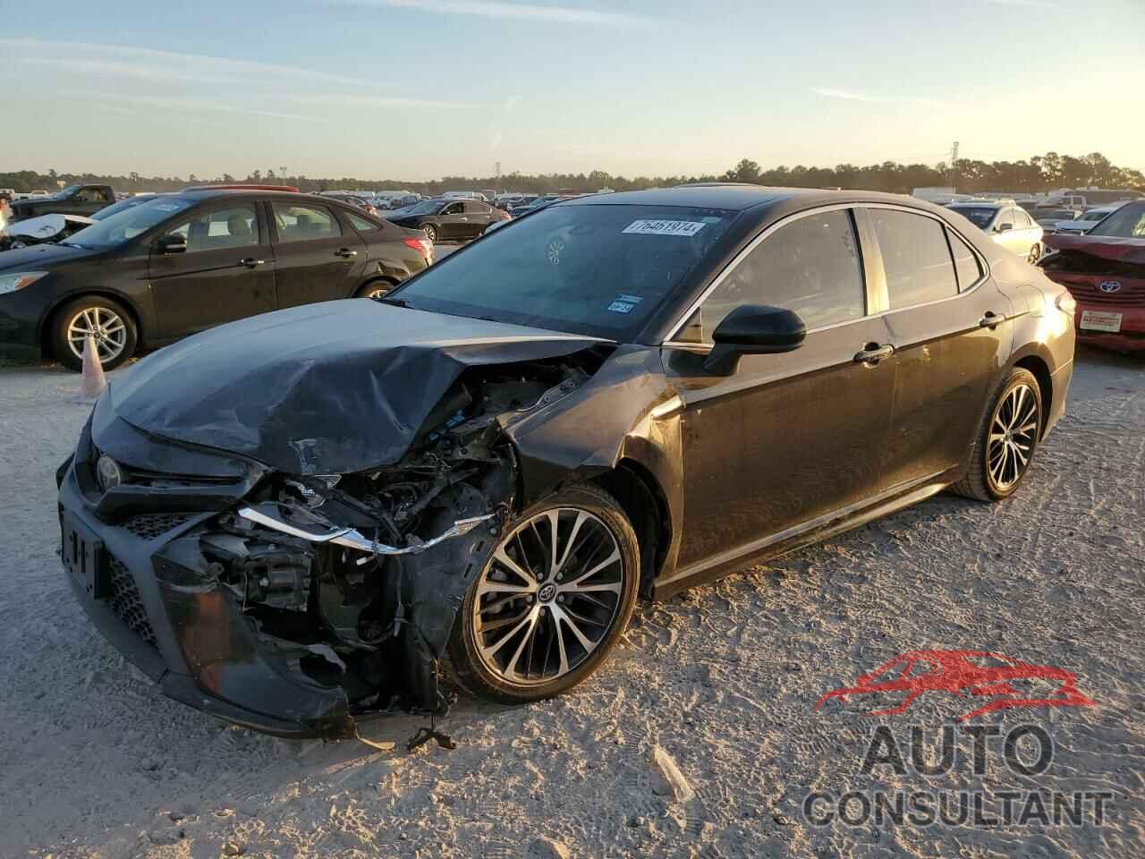 TOYOTA CAMRY 2019 - 4T1B11HK8KU741019