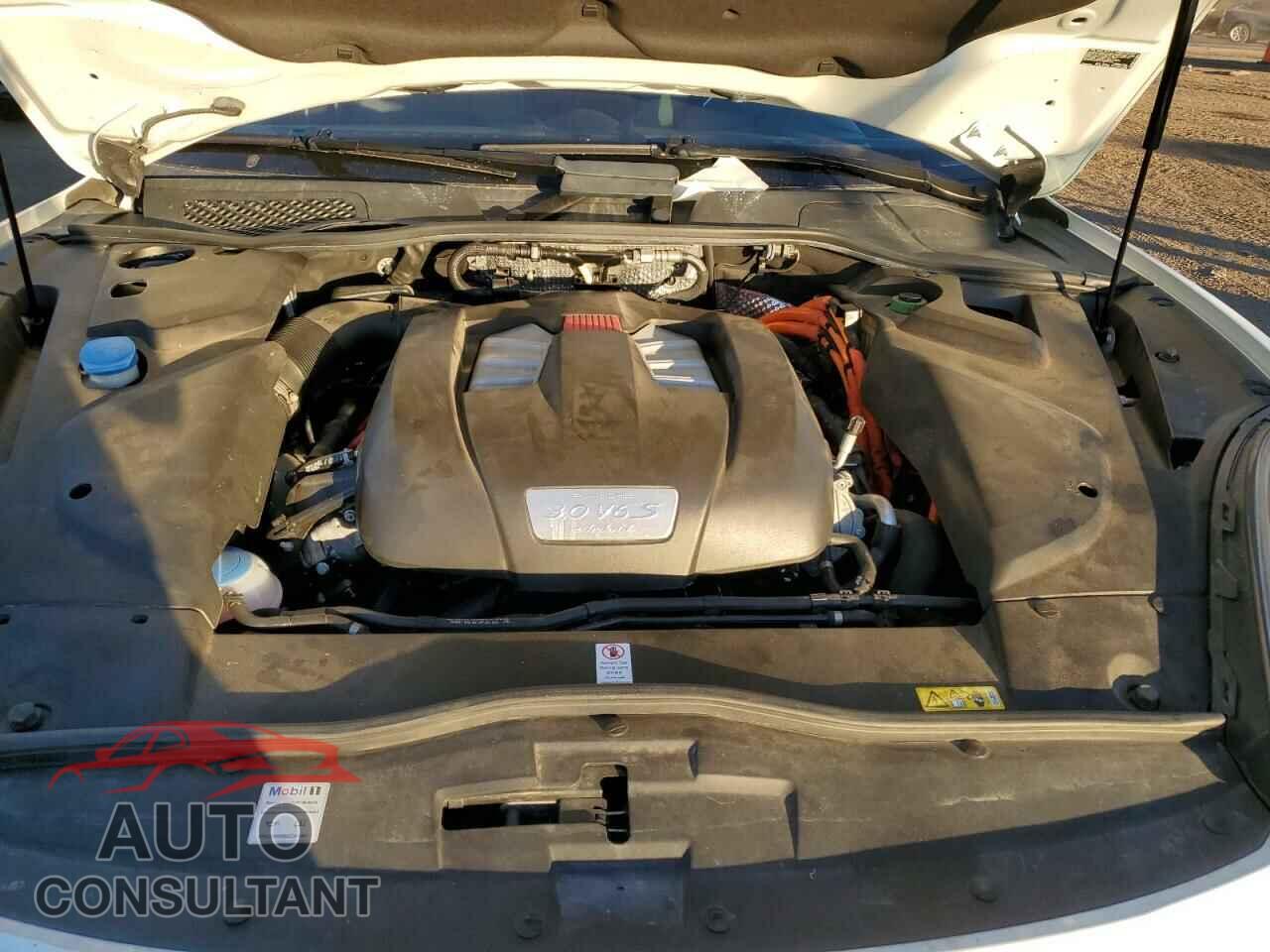 PORSCHE CAYENNE 2017 - WP1AE2A25HLA72032