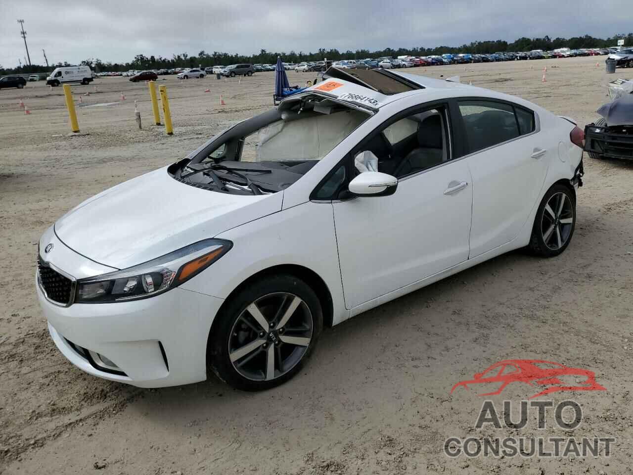 KIA FORTE 2018 - 3KPFN4A82JE195664