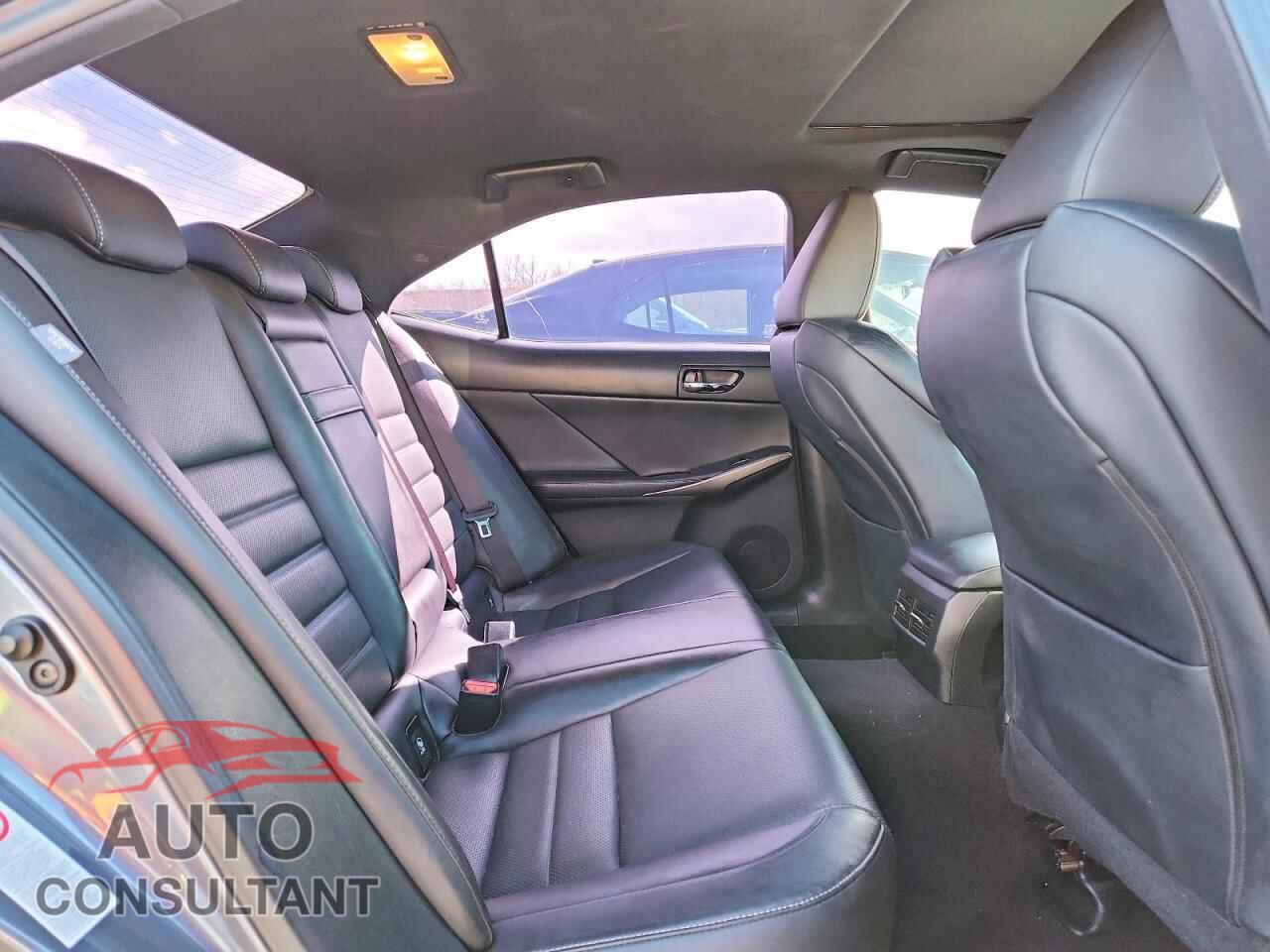 LEXUS IS 200T 2016 - JTHBA1D22G5017546