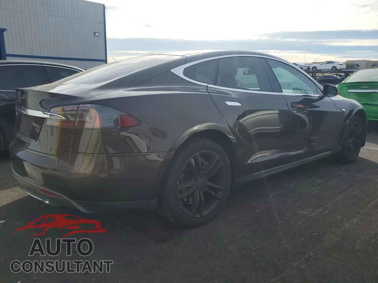 TESLA MODEL S 2013 - 5YJSA1CN7DFP04271