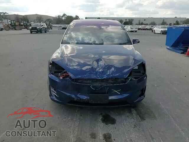 TESLA MODEL X 2017 - 5YJXCDE24HF053837