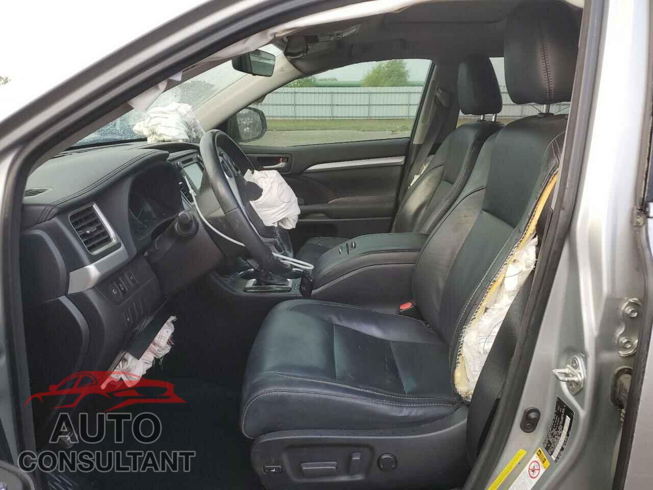 TOYOTA HIGHLANDER 2017 - 5TDJZRFH5HS452952