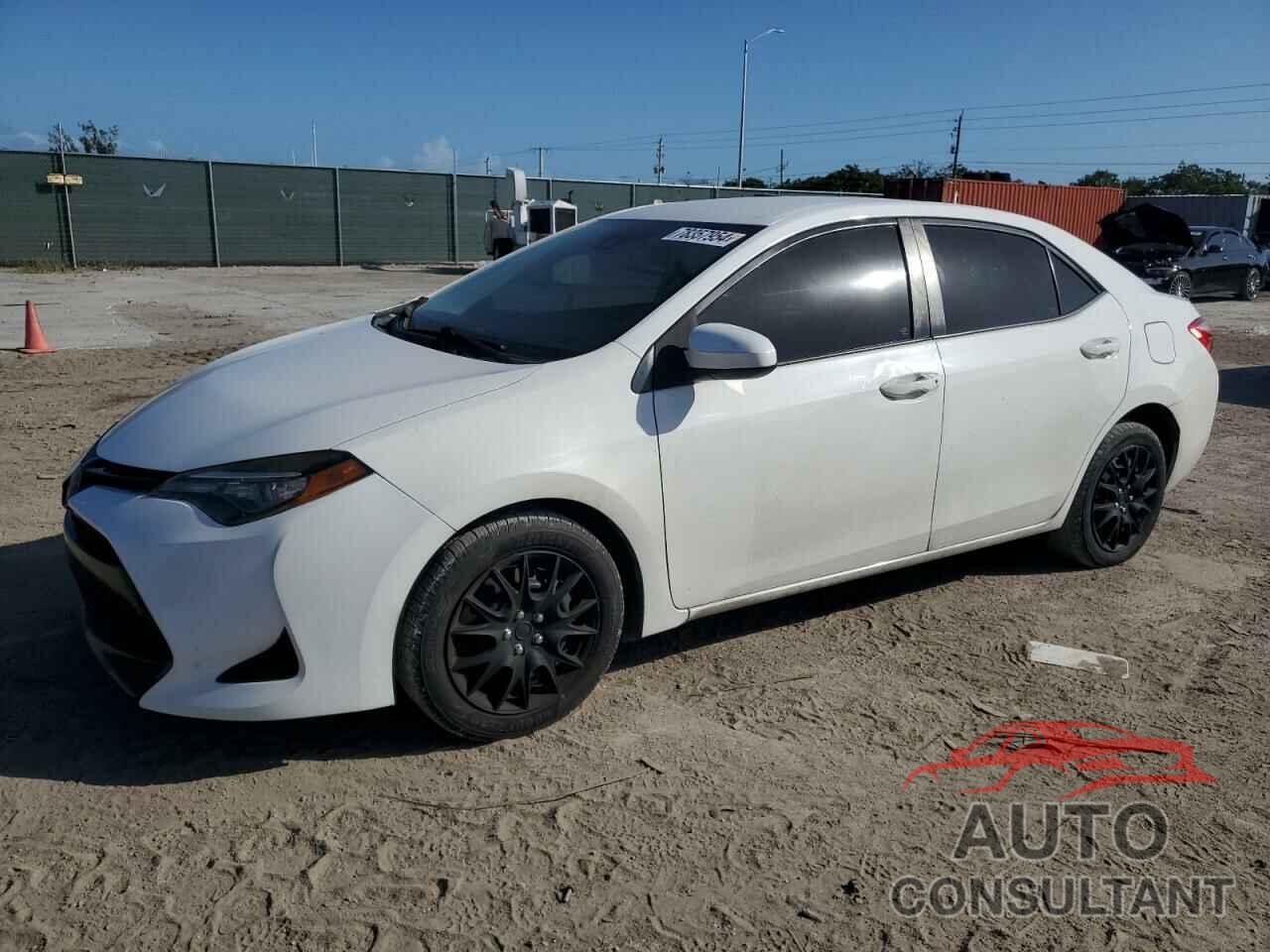 TOYOTA COROLLA 2017 - 5YFBURHEXHP570770