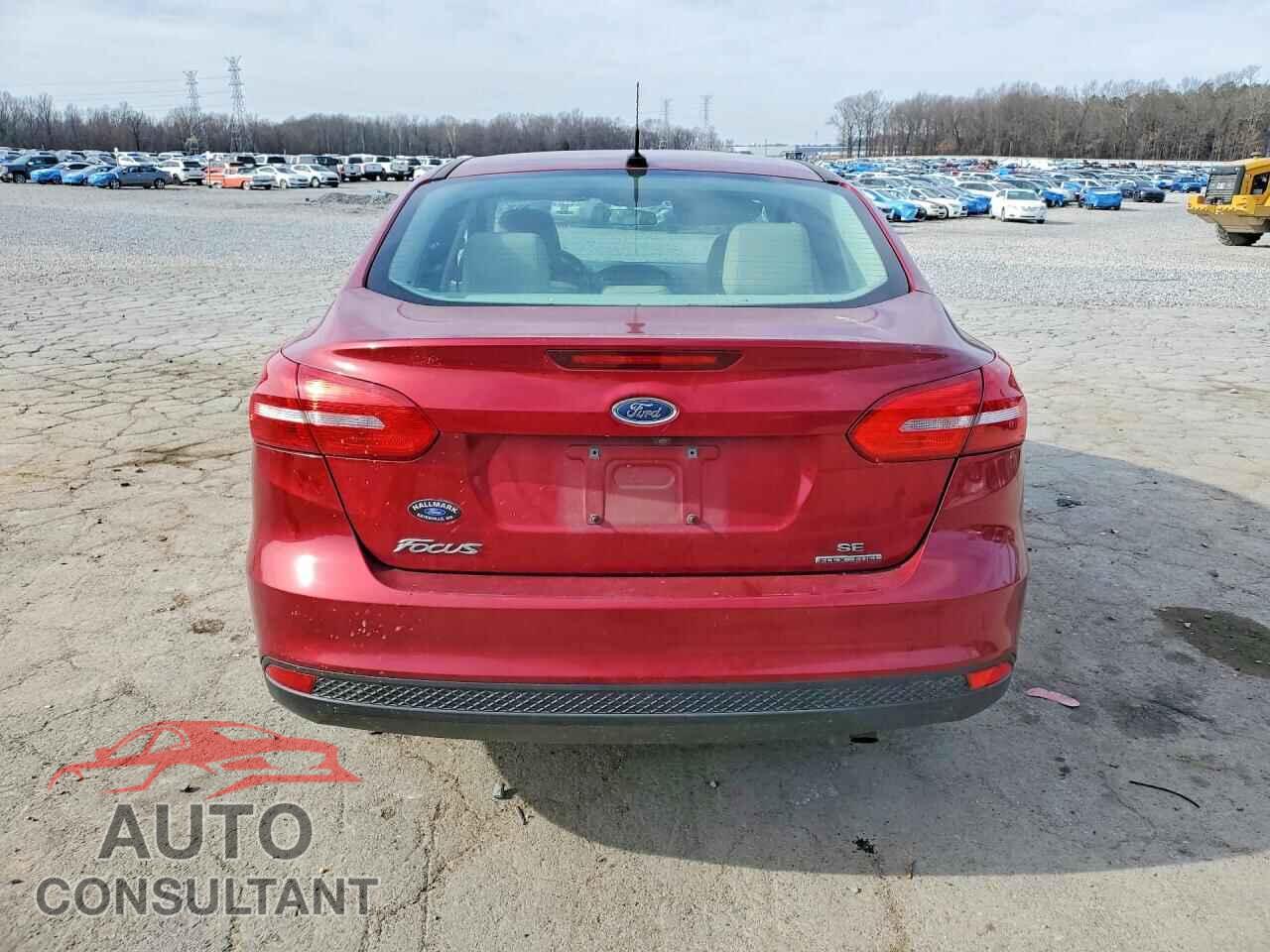 FORD FOCUS 2015 - 1FADP3F28FL259517