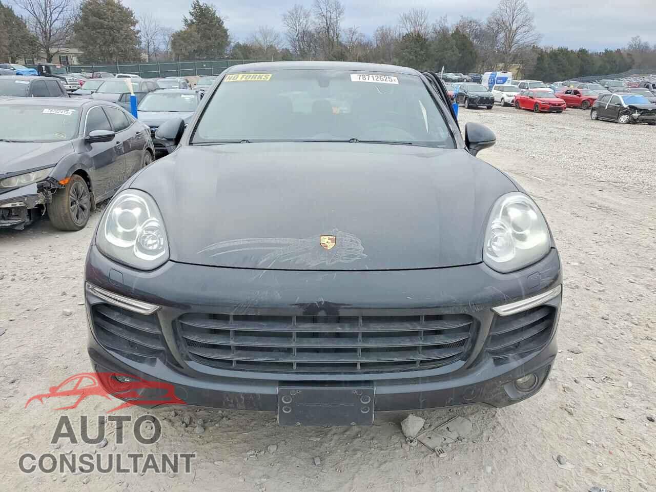 PORSCHE CAYENNE 2017 - WP1AA2A21HKA86236
