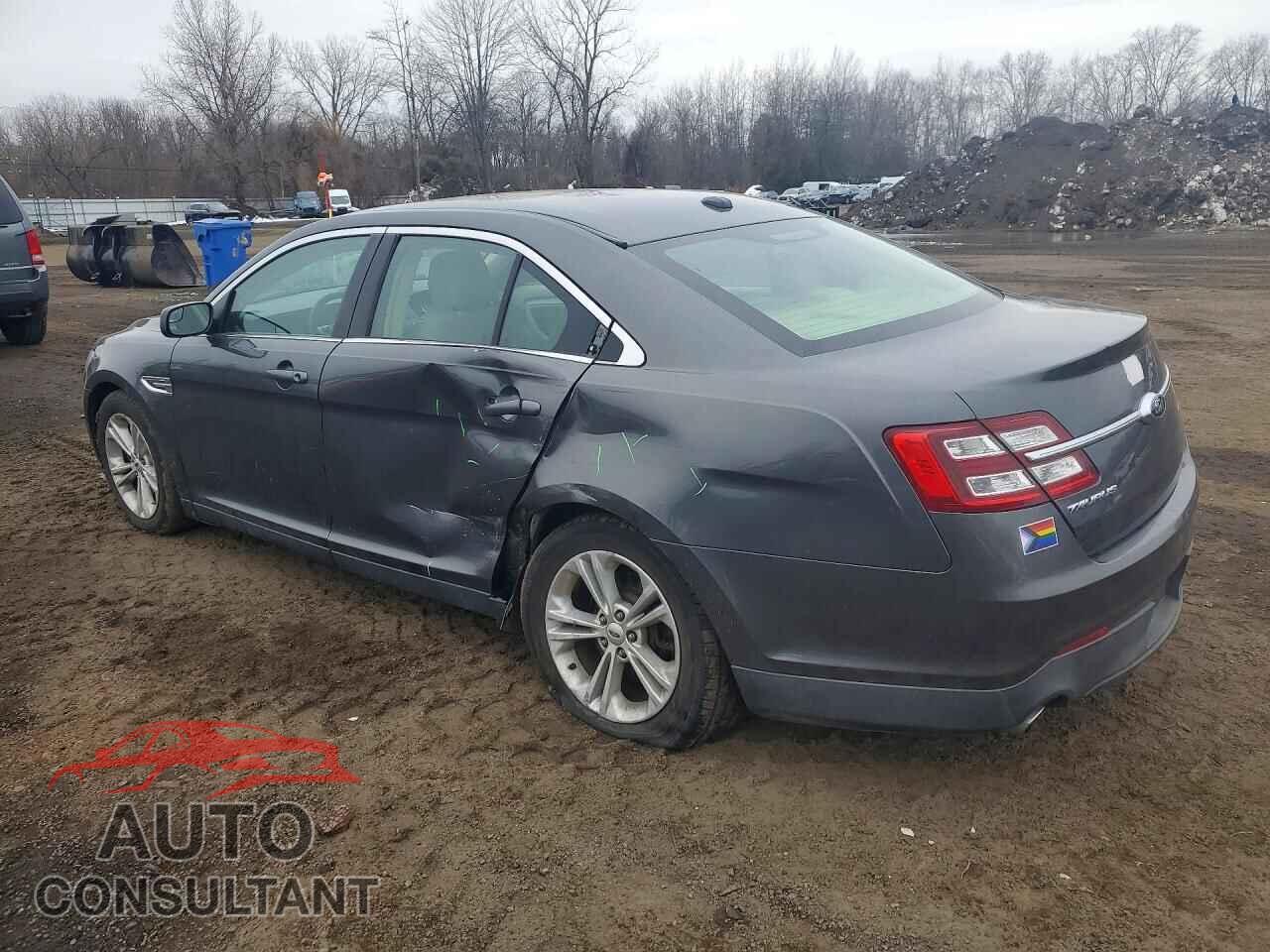 FORD TAURUS 2015 - 1FAHP2D88FG141124