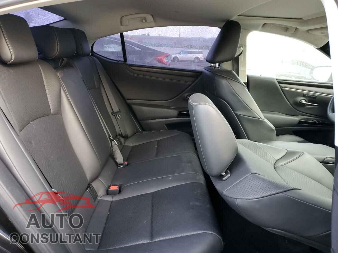 LEXUS ES300 2022 - 58ADA1C19NU023077