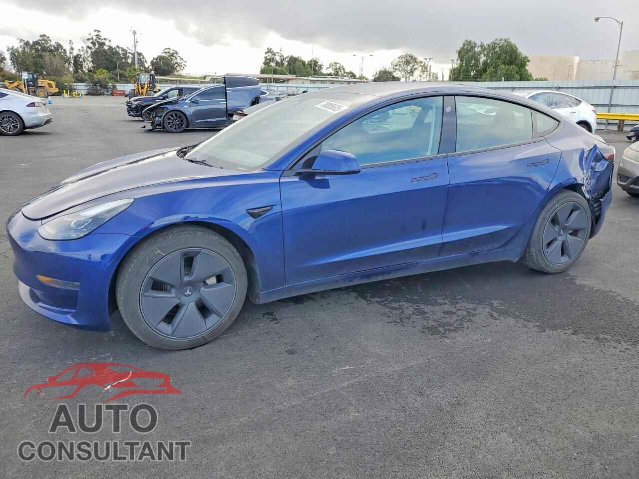 TESLA MODEL 3 2023 - 5YJ3E1EA8PF674947
