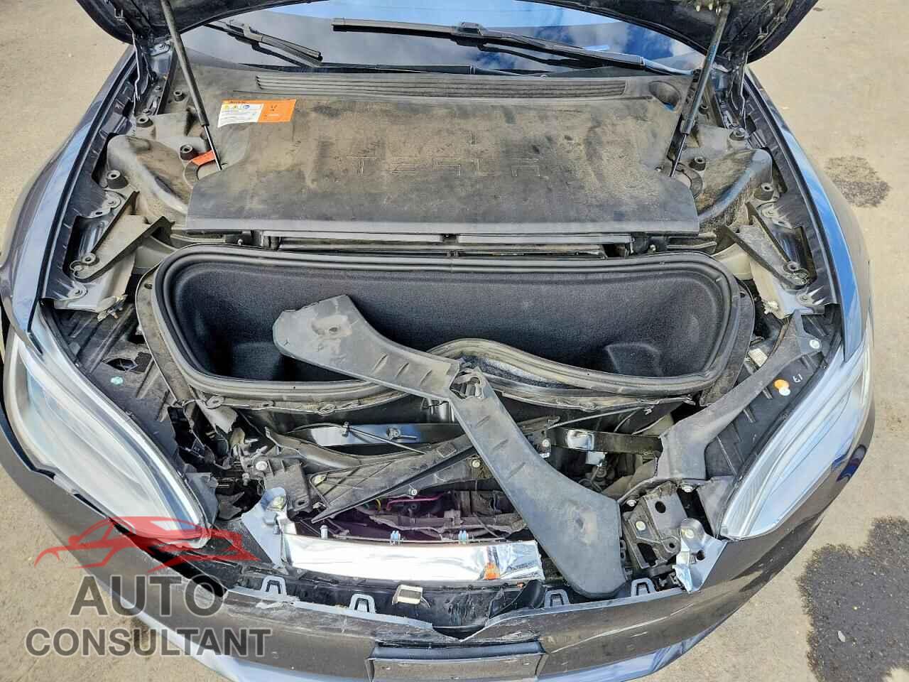 TESLA MODEL S 2017 - 5YJSA1E2XHF217316