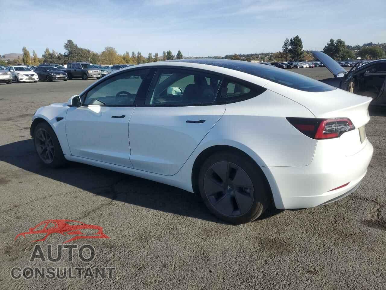 TESLA MODEL 3 2023 - 5YJ3E1EAXPF432841