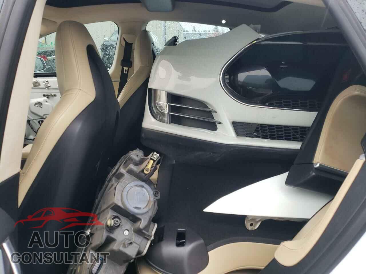 TESLA MODEL S 2013 - 5YJSA1CN0DFP04497