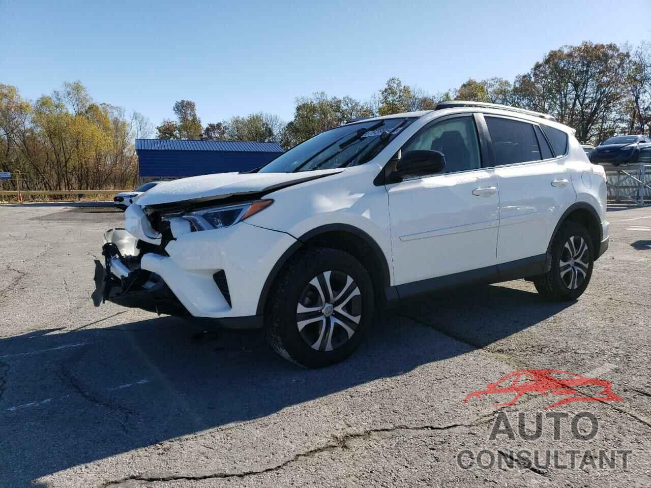 TOYOTA RAV4 2017 - JTMZFREV0HJ125228