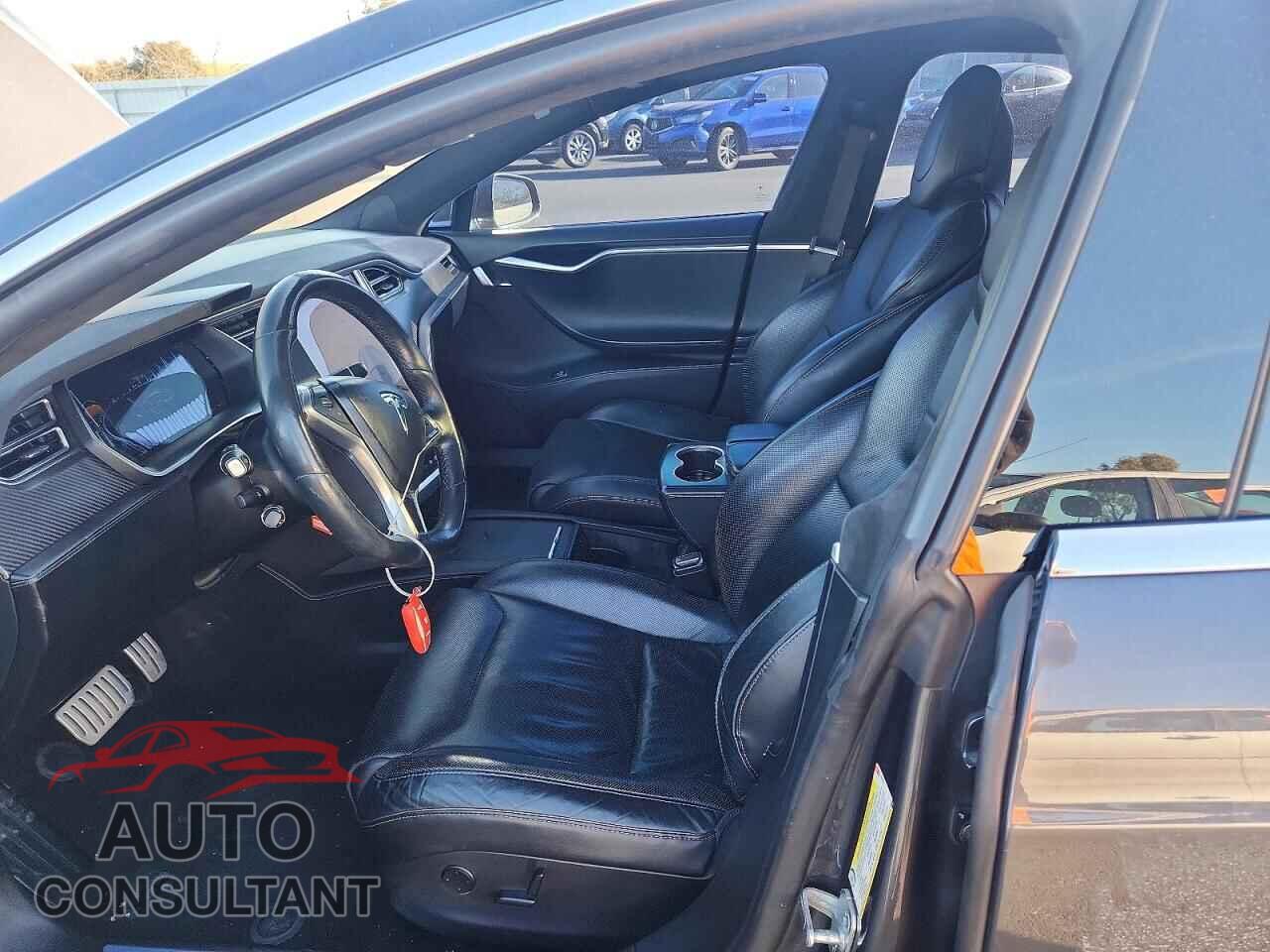 TESLA MODEL S 2016 - 5YJSA1E44GF146906
