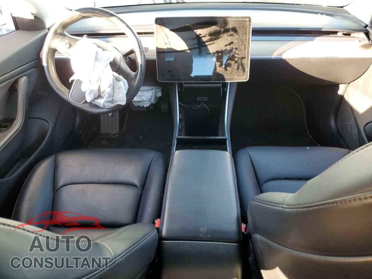 TESLA MODEL 3 2018 - 5YJ3E1EA8JF035331