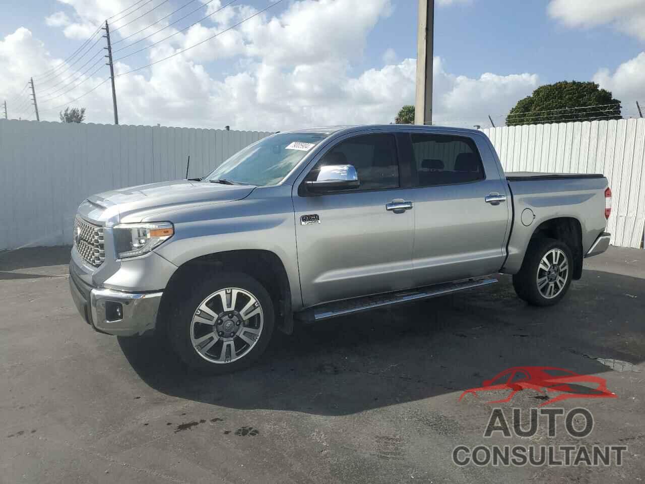 TOYOTA TUNDRA 2019 - 5TFGY5F13KX250895