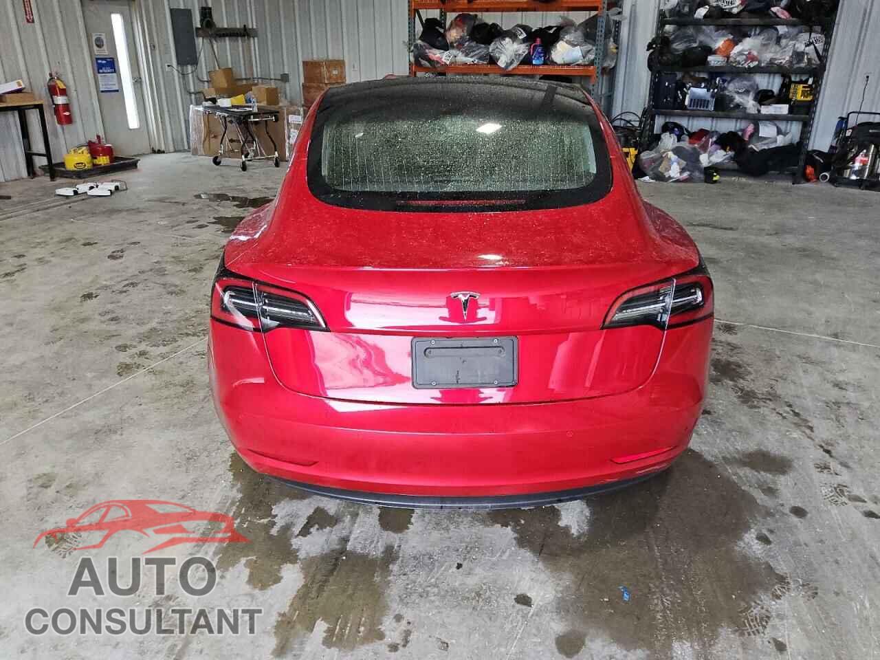 TESLA MODEL 3 2022 - 5YJ3E1EA9NF368885