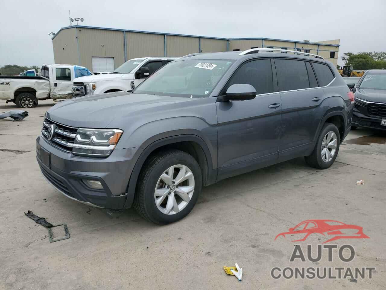 VOLKSWAGEN ATLAS 2018 - 1V2LR2CA8JC528001