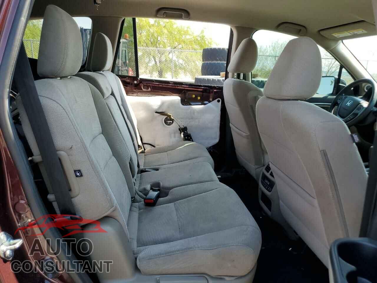 HONDA PILOT 2017 - 5FNYF5H35HB013143